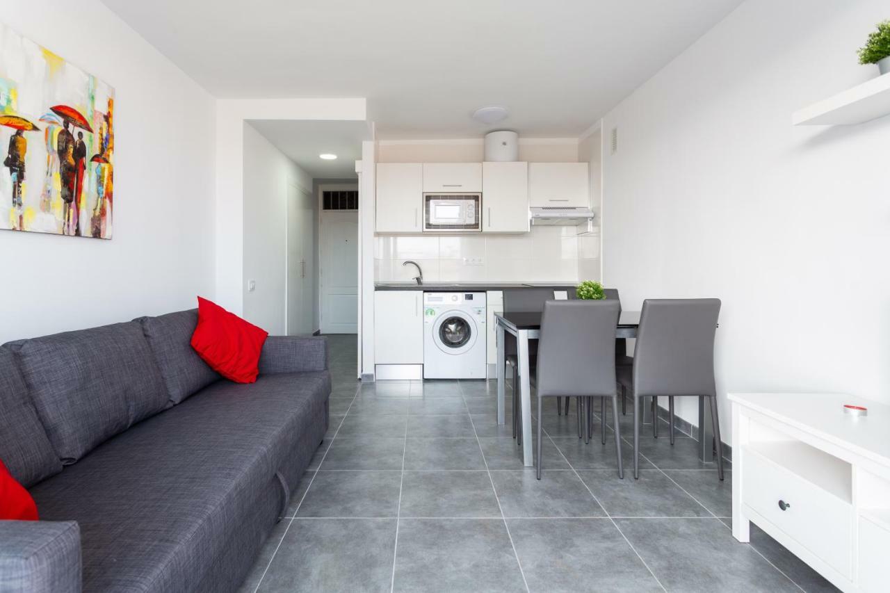 "Close To The Sky": Apartment Surrounded By Beaches Playa de las Américas Buitenkant foto
